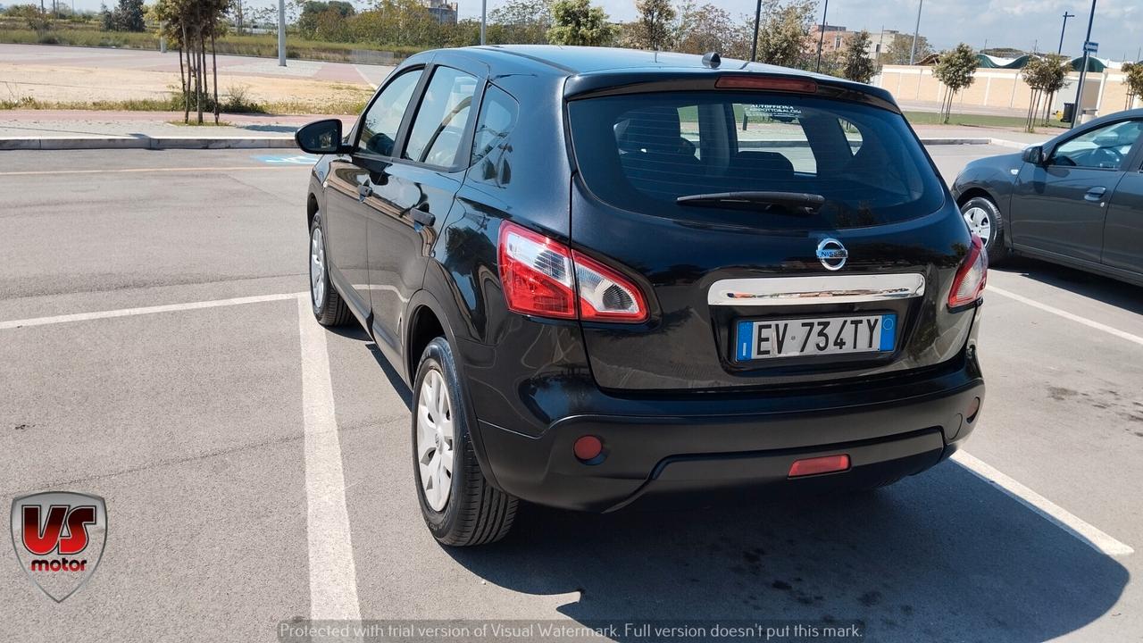 NISSAN QASHQAI 1.6 BENZ-2014