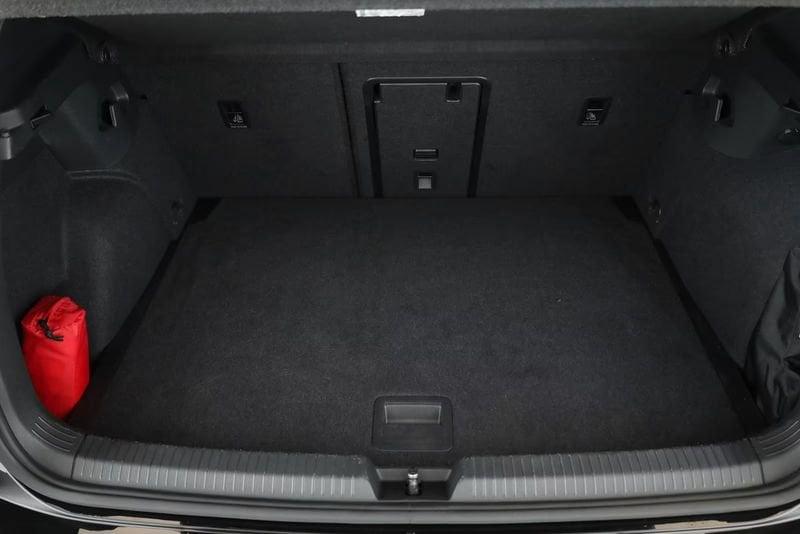 Volkswagen Golf Golf 2.0 TSI GTI DSG TETTO BLACK STYLE HEAD-UP CAMERA LED 19"