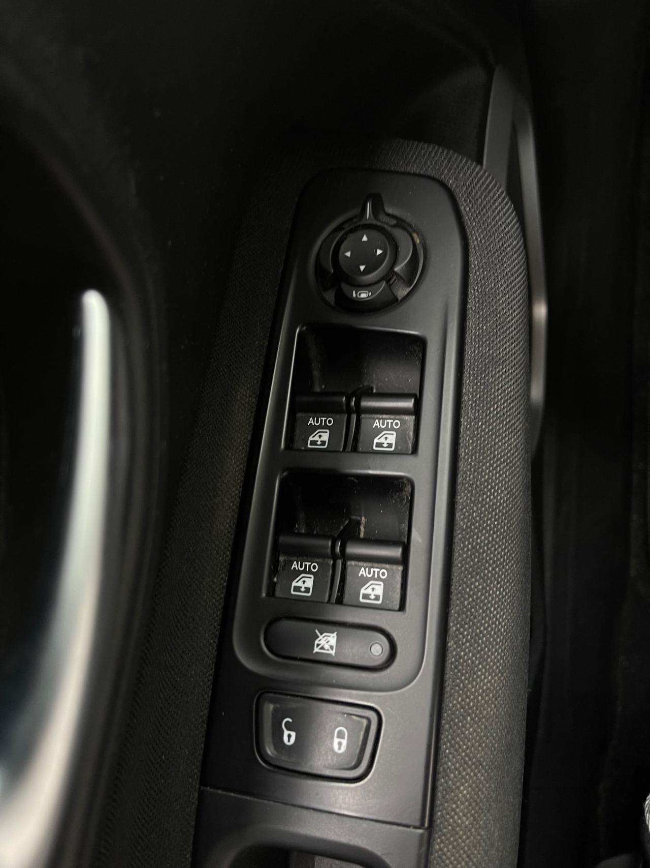 Jeep Renegade 1.6 Mjt 130 CV Longitude
