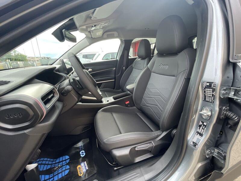 Jeep Avenger 1.2 Turbo MHEV Summit