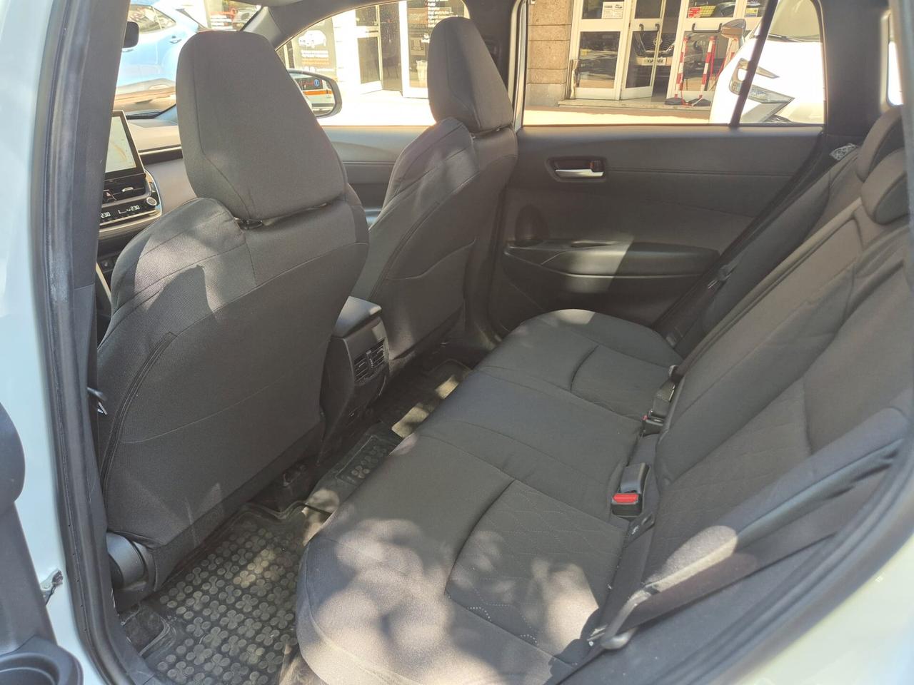 Toyota Corolla Cross 2.0 Hybrid TETTO PANORAMICO Style