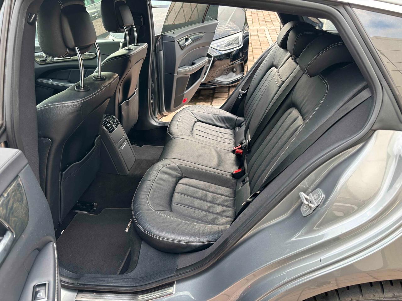 Mercedes-benz CLS 350 CDI SW BlueEFFICIENCY 4Matic