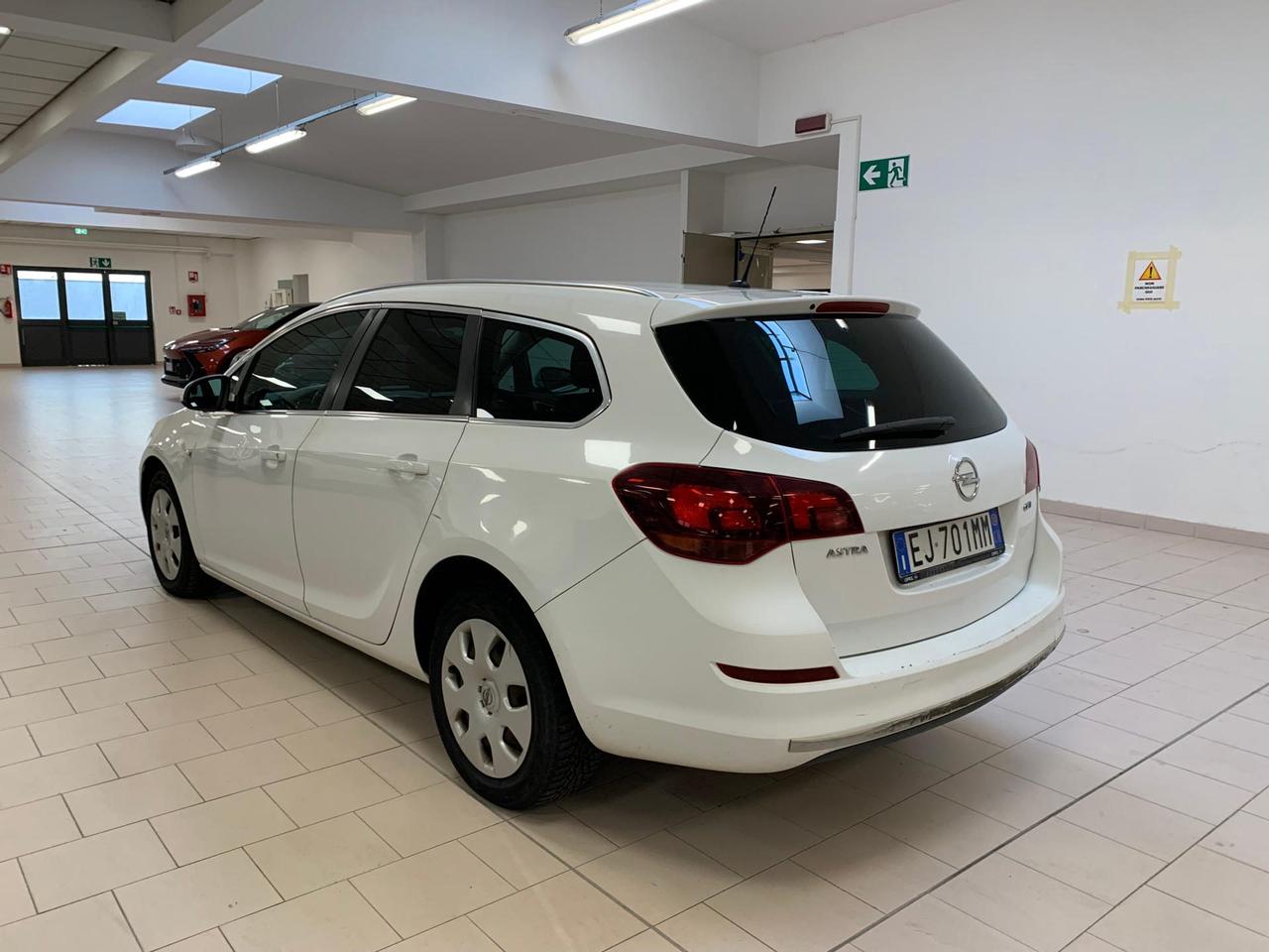 Opel Astra Sports Tourer 1.7 cdti Cosmo 125cv