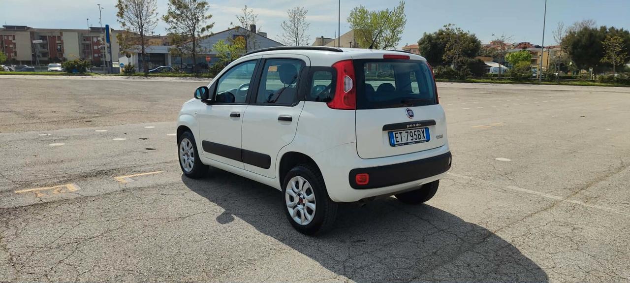 Fiat Panda 0.9 TwinAir Turbo Natural Power Lounge