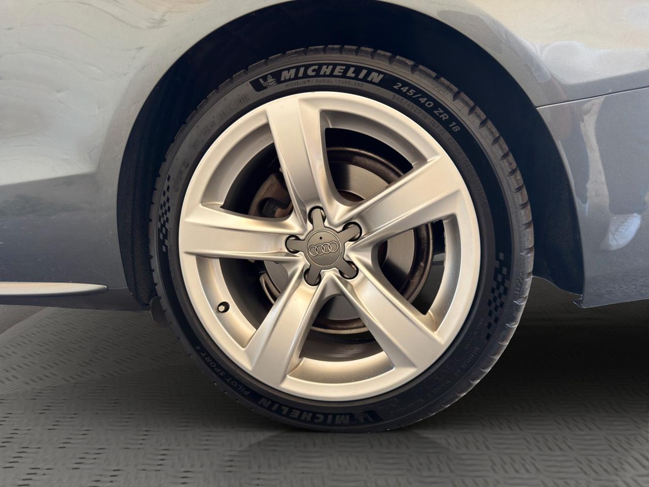 Audi A5 Cabrio 2.0 TDI clean diesel multitronic Business Plus