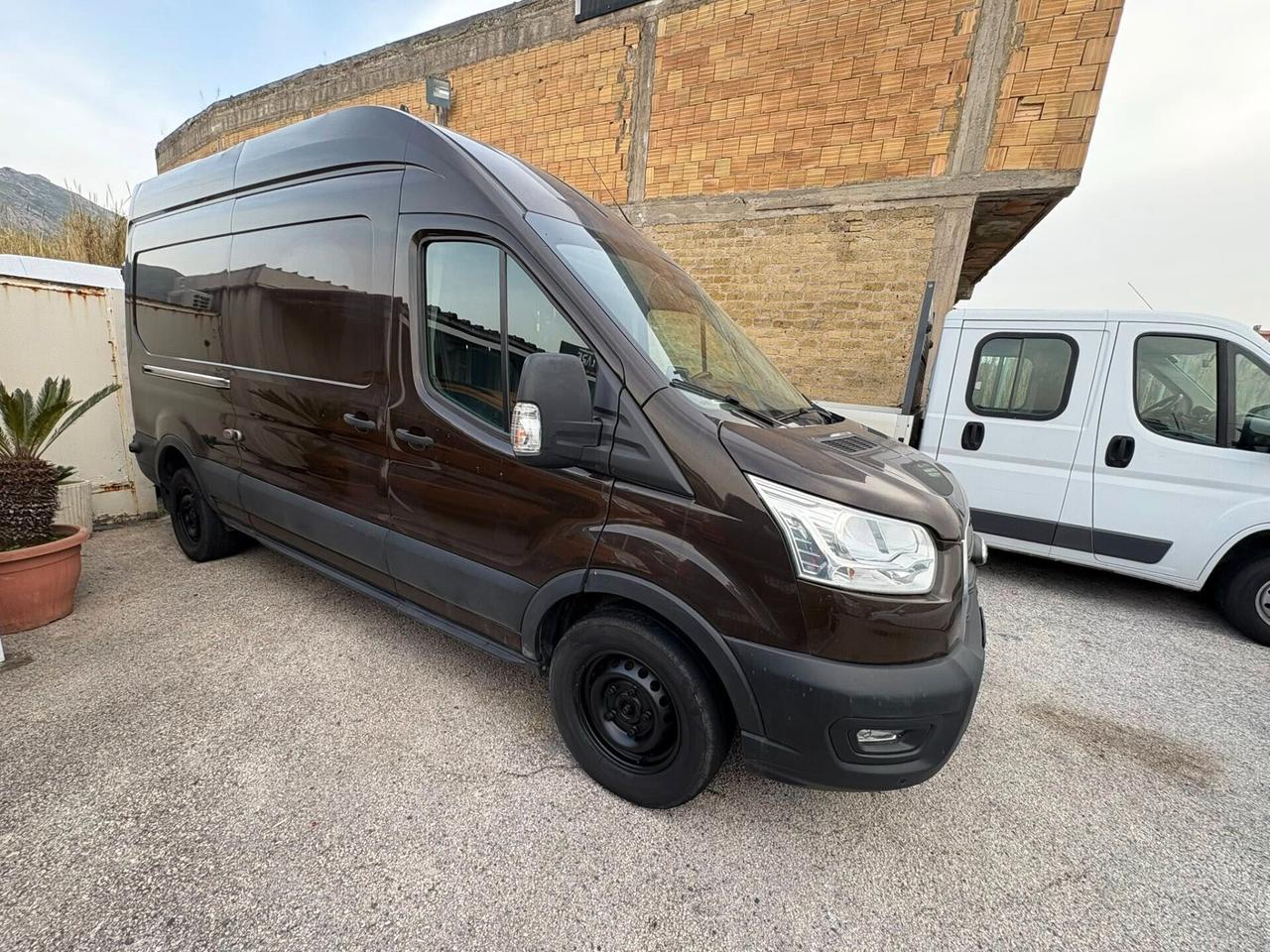 Ford Transit 2.0cc 130CV L3 H3 scaffali