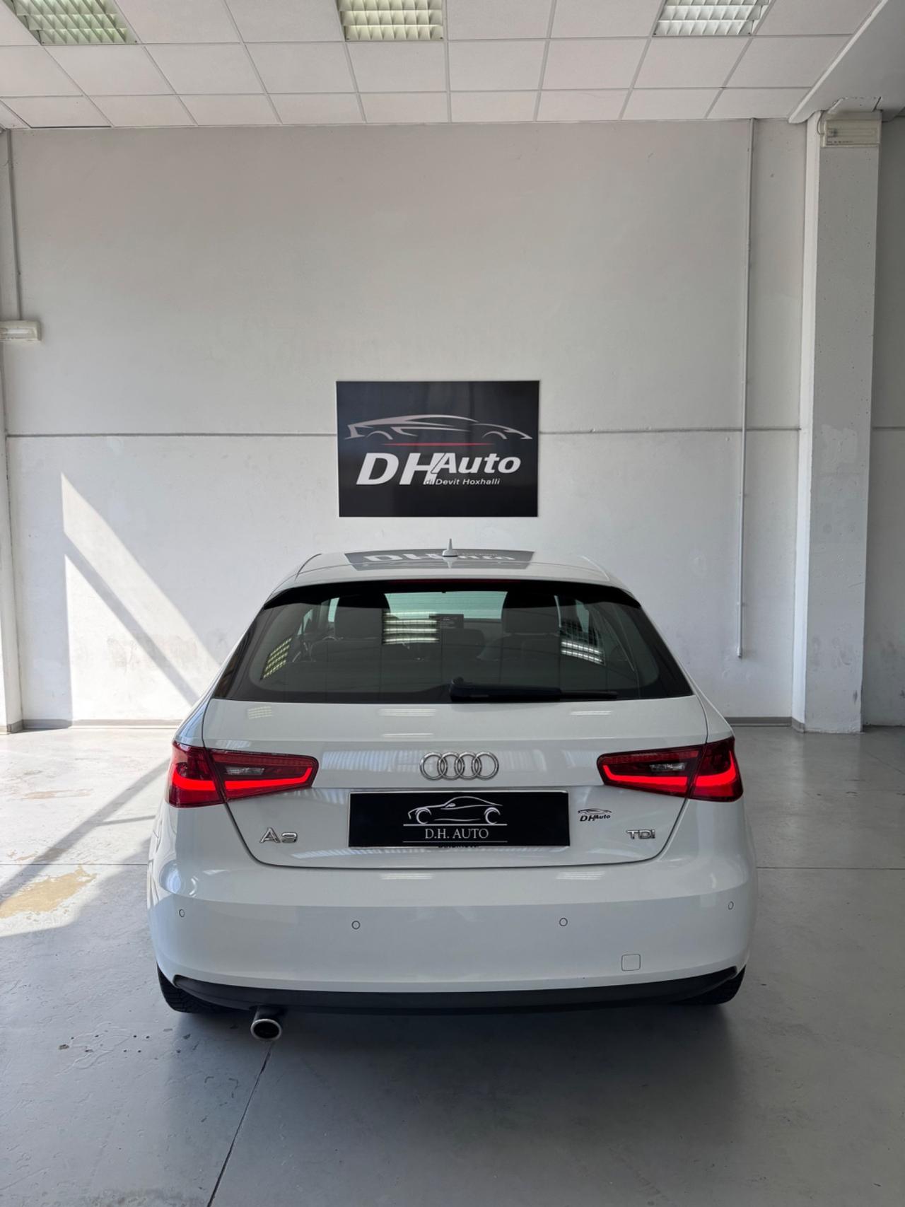 Audi A3 Sedan 1.6 TDI clean diesel Ambition