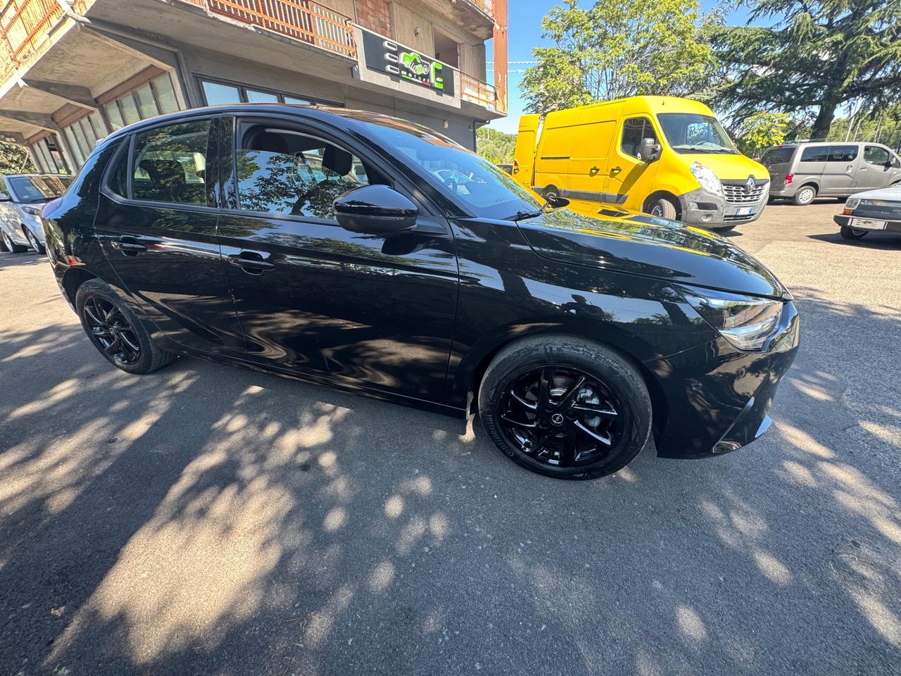 Opel Corsa 1.2 Blitz Edition