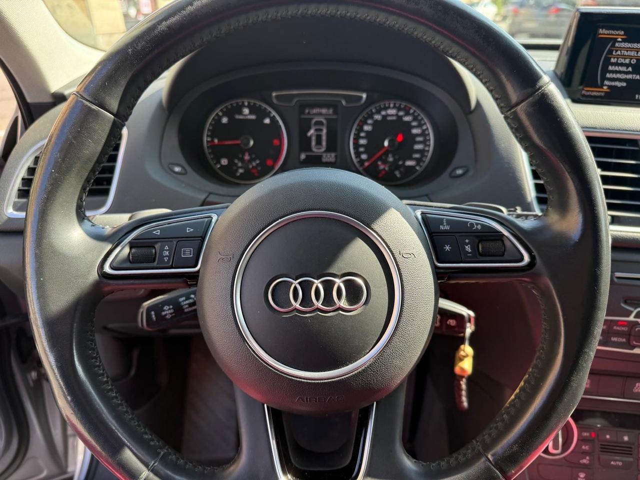 Audi Q3 Business 2.0 TDI #7132