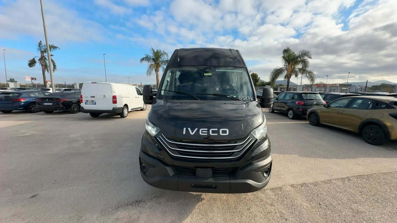 Iveco Daily 35S18 D.Cab 6Posti 3.0d 176cv
