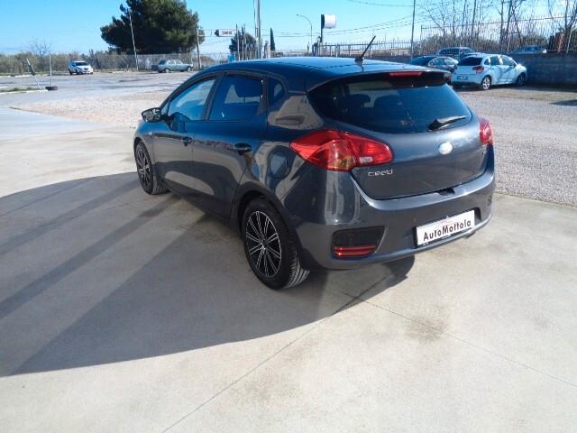 Kia Ceed cee'd 1.6 CRDi 110 CV 5 porte Cool