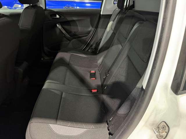 Peugeot 2008 Benzina Euro 6 Neopatentati