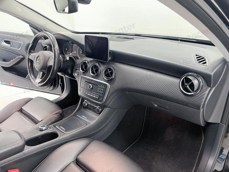 Mercedes-Benz GLA 200 d Premium auto