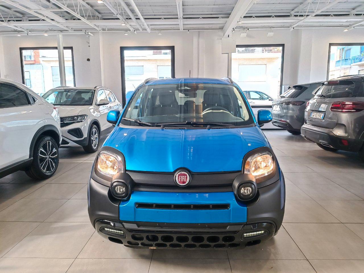 Fiat Pandina Pandina III 2024 Cross 1.0 firefly hybrid s