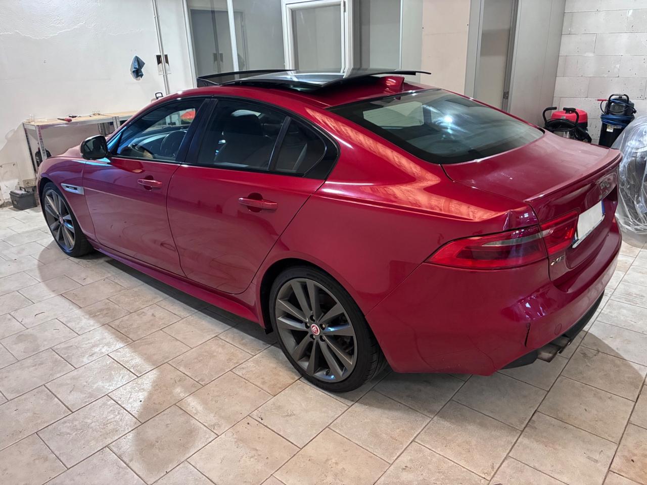Jaguar XE 2.0 D Turbo aut. R-Sport