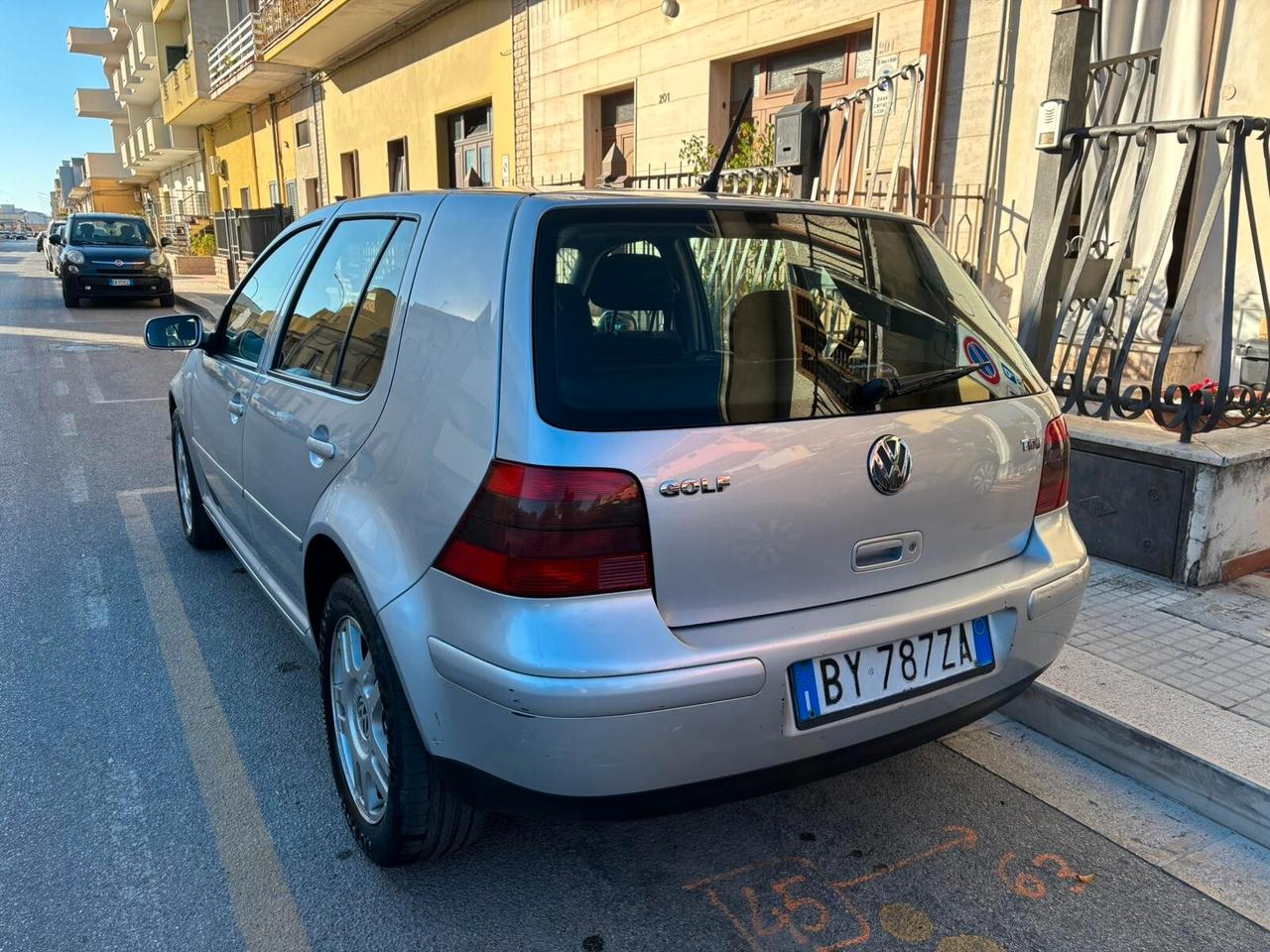 VOLKSWAGEN GOLF 1.9 130 CV