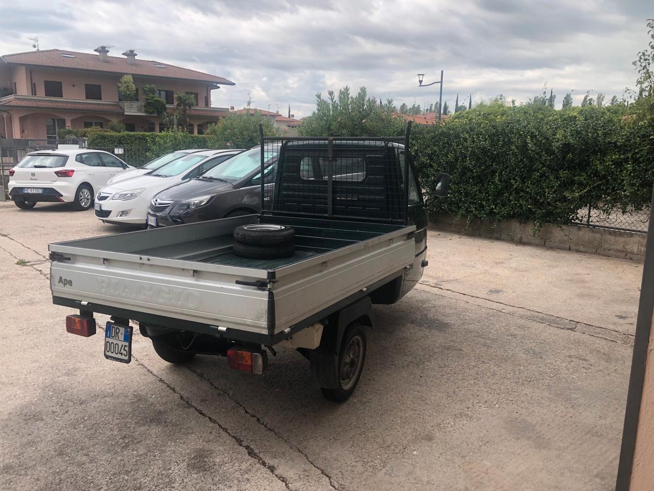 Piaggio Ape