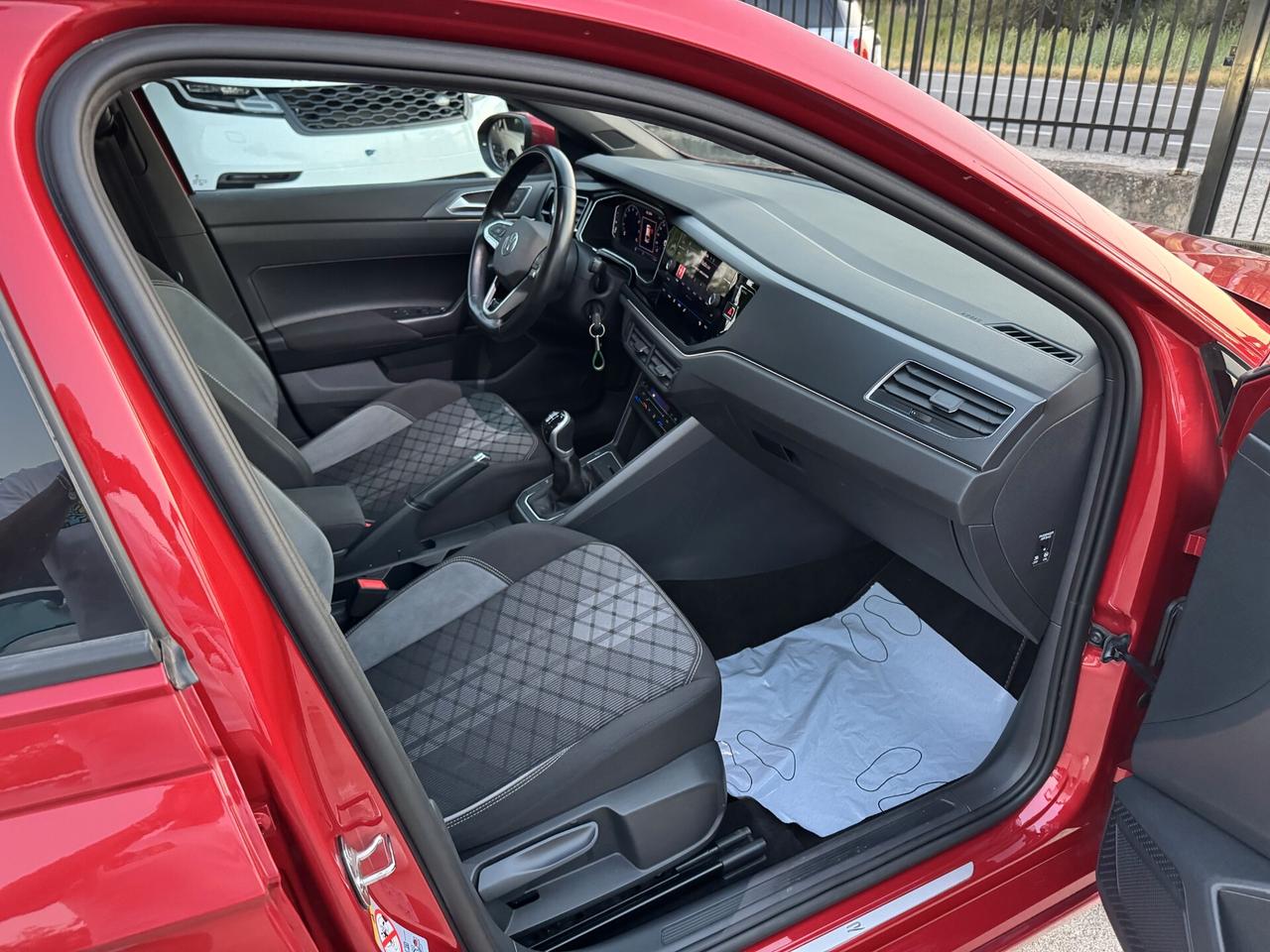 Taigo 1.0 TSI 110 CV R-Line