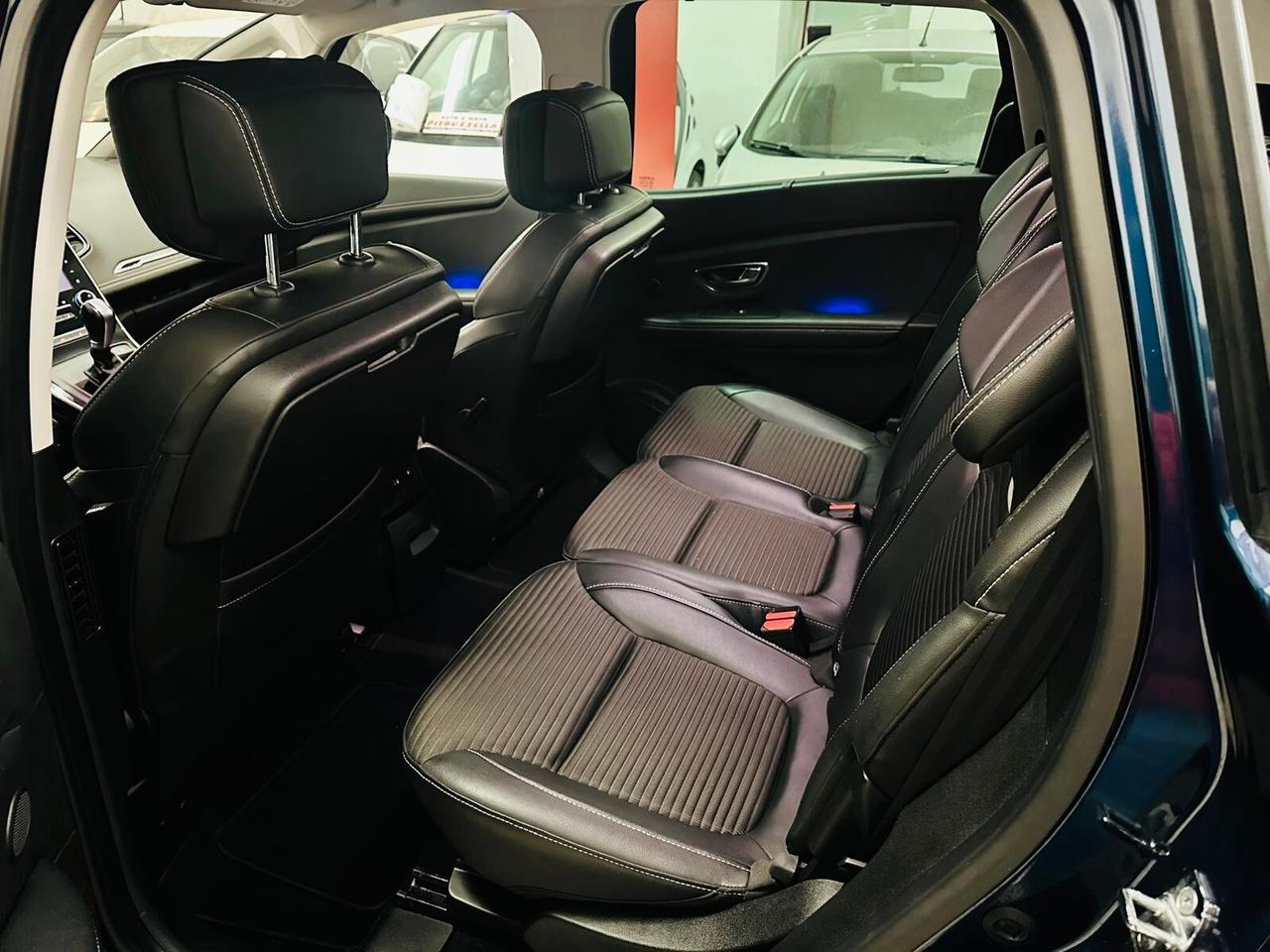 Renault Grand Scenic dCi 110 CV EDC Energy Intens BOSE Edition