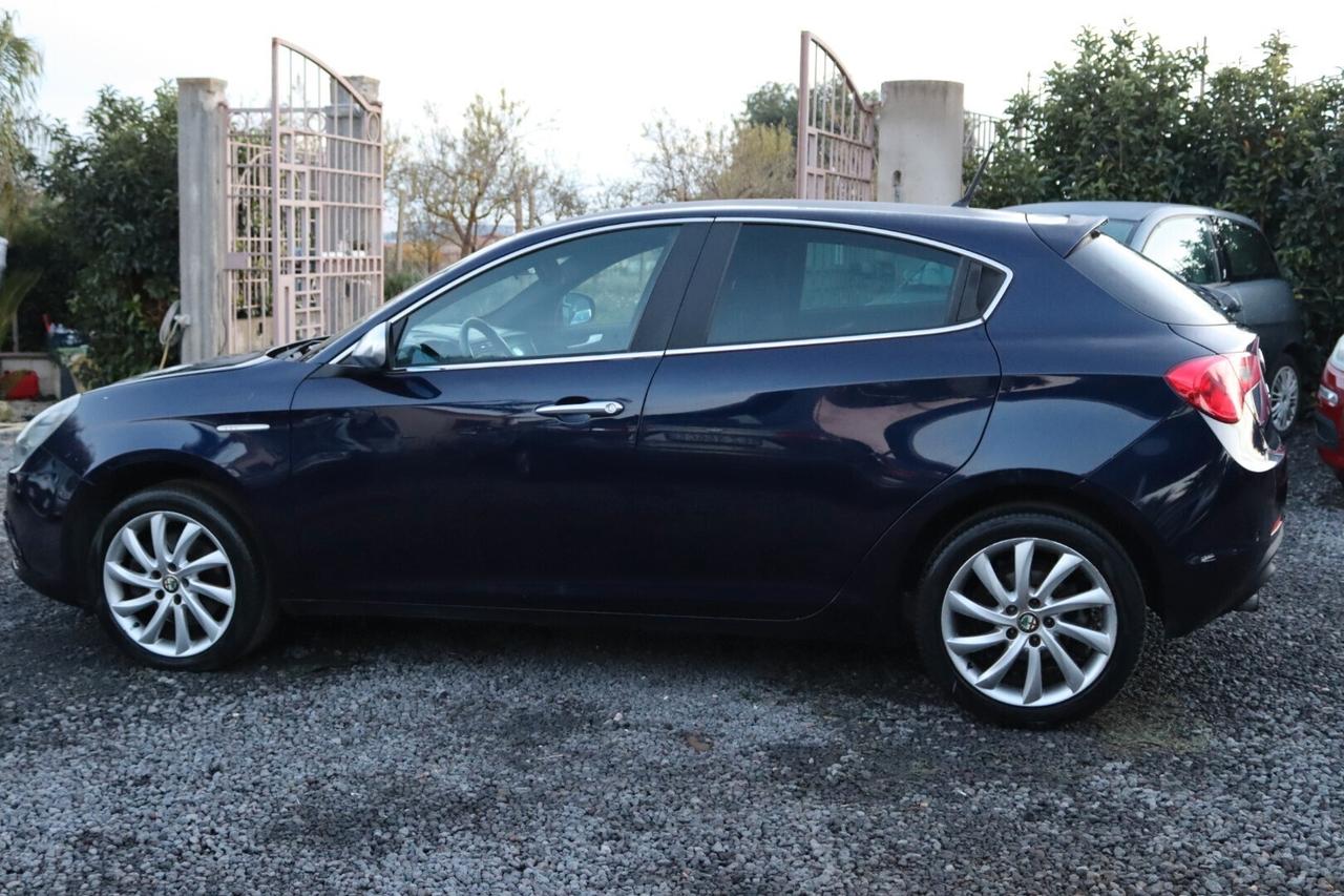 Alfa Romeo Giulietta 2.0 JTDm-2 140 CV Distinctive