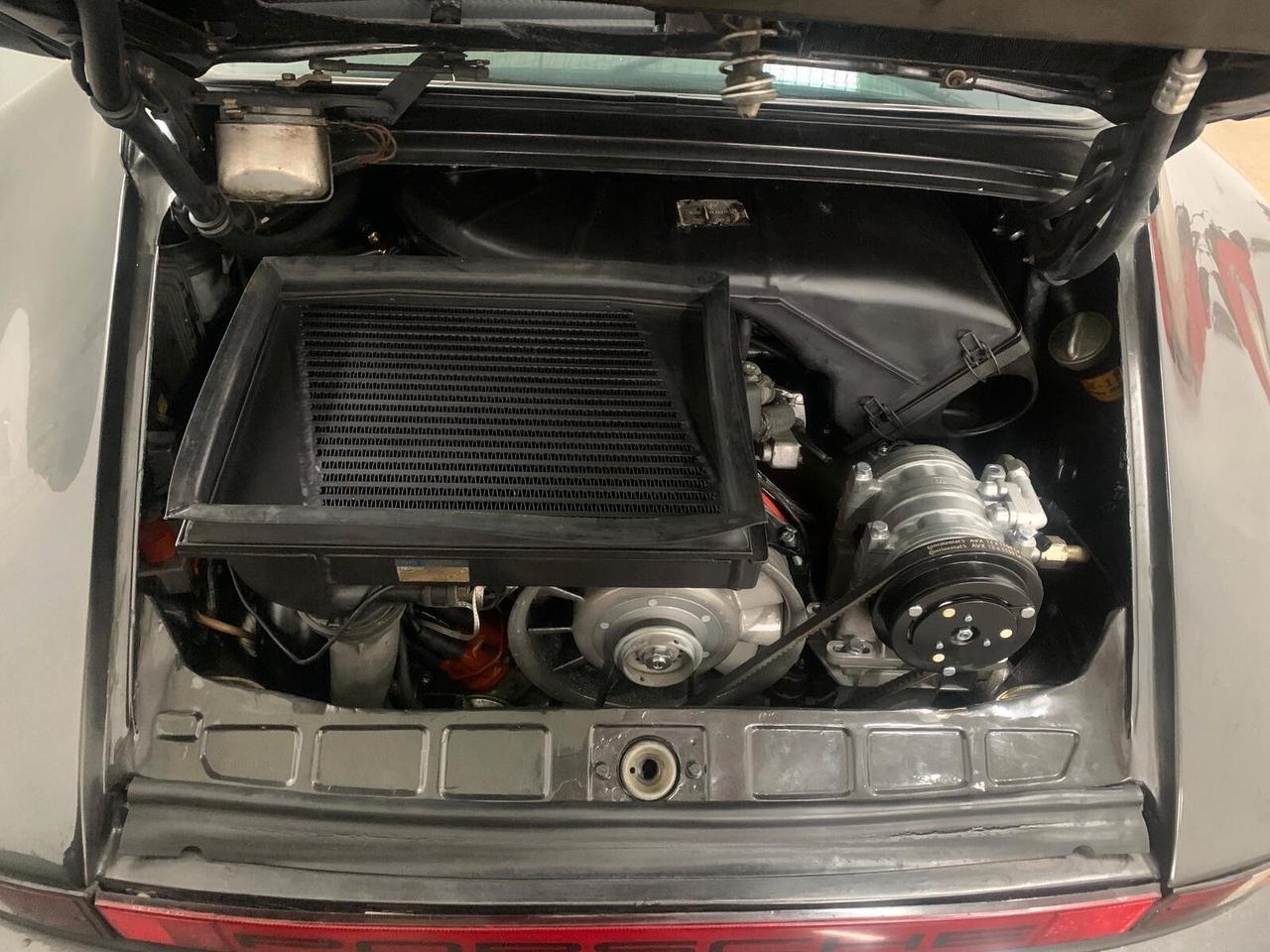 Porsche 911 3.3 Turbo Coupé anno 1980-930- 54000 km- un proprietario utilizzatore-motore nuovo con garanzia