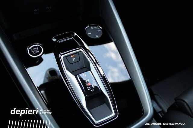 Audi A3 Allstreet 35 TFSI S tronic Identity Contrast mhev