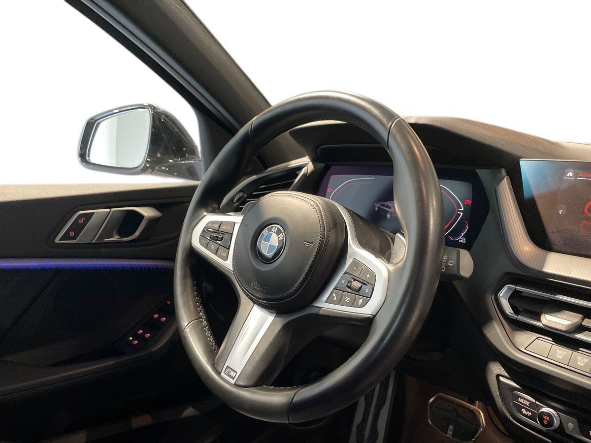 BMW Serie 1 F40 - 118d Msport auto