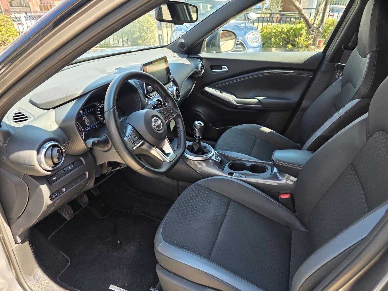 Nissan Juke 1.0 DIG-T 114 CV N-Connecta