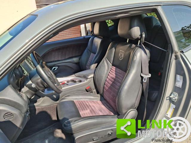 DODGE Challenger PENTASTAR V6 306CV AUTOMATIC