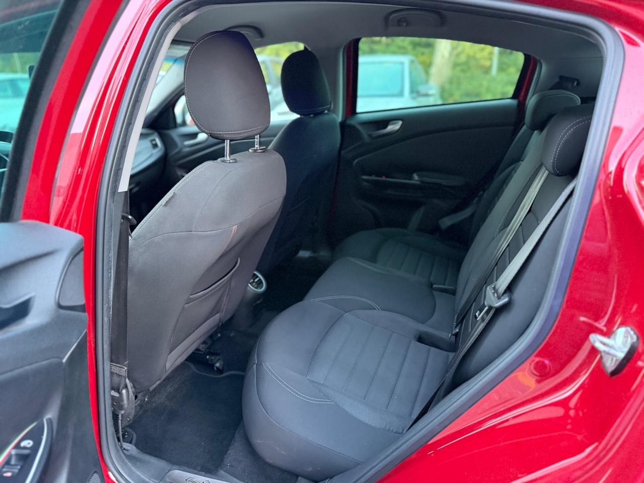 Alfa Romeo Giulietta 1.6 JTDm TCT 120 CV*Automatik*Neopatentati*Euro6*