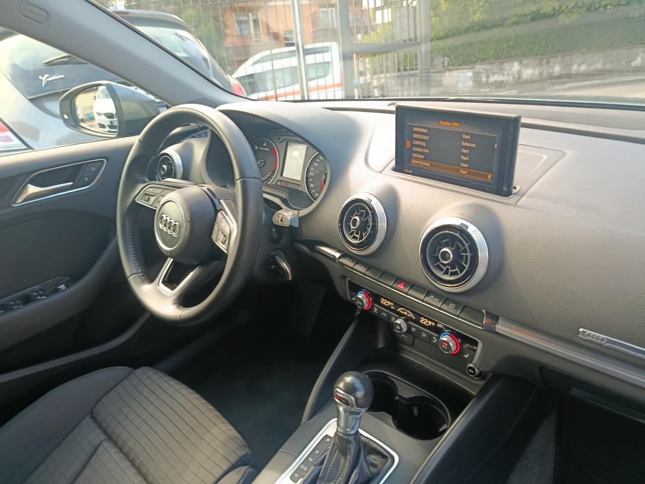 Audi A3 1.6 TDI 116 CV S tronic Sport