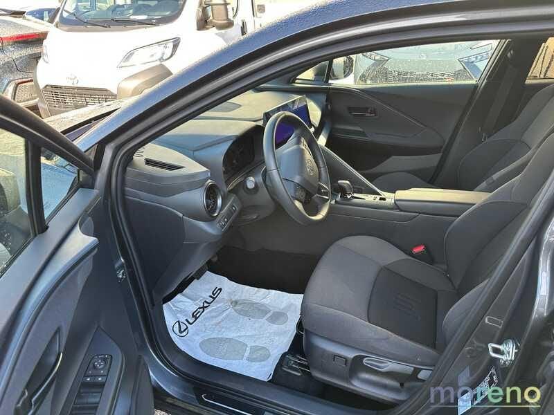 Toyota C-HR 2.0 hv Trend fwd e-cvt