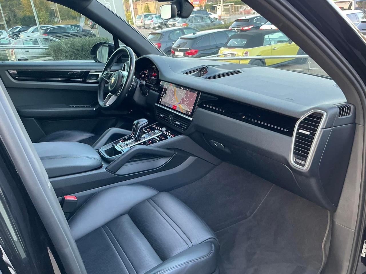 Porsche Cayenne 3.0 V6 340cv in garanzia