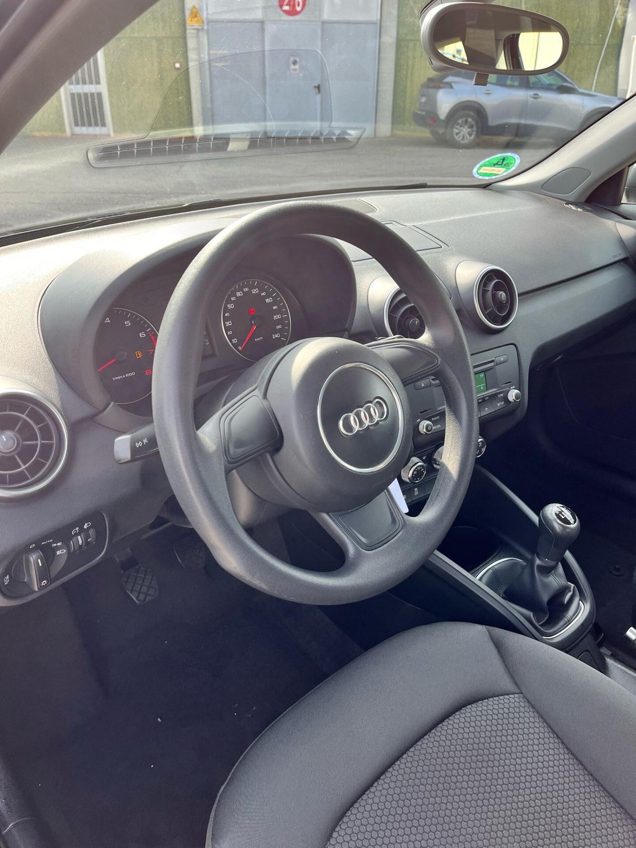 Audi A1 1.2 Neopatentati tagliandata