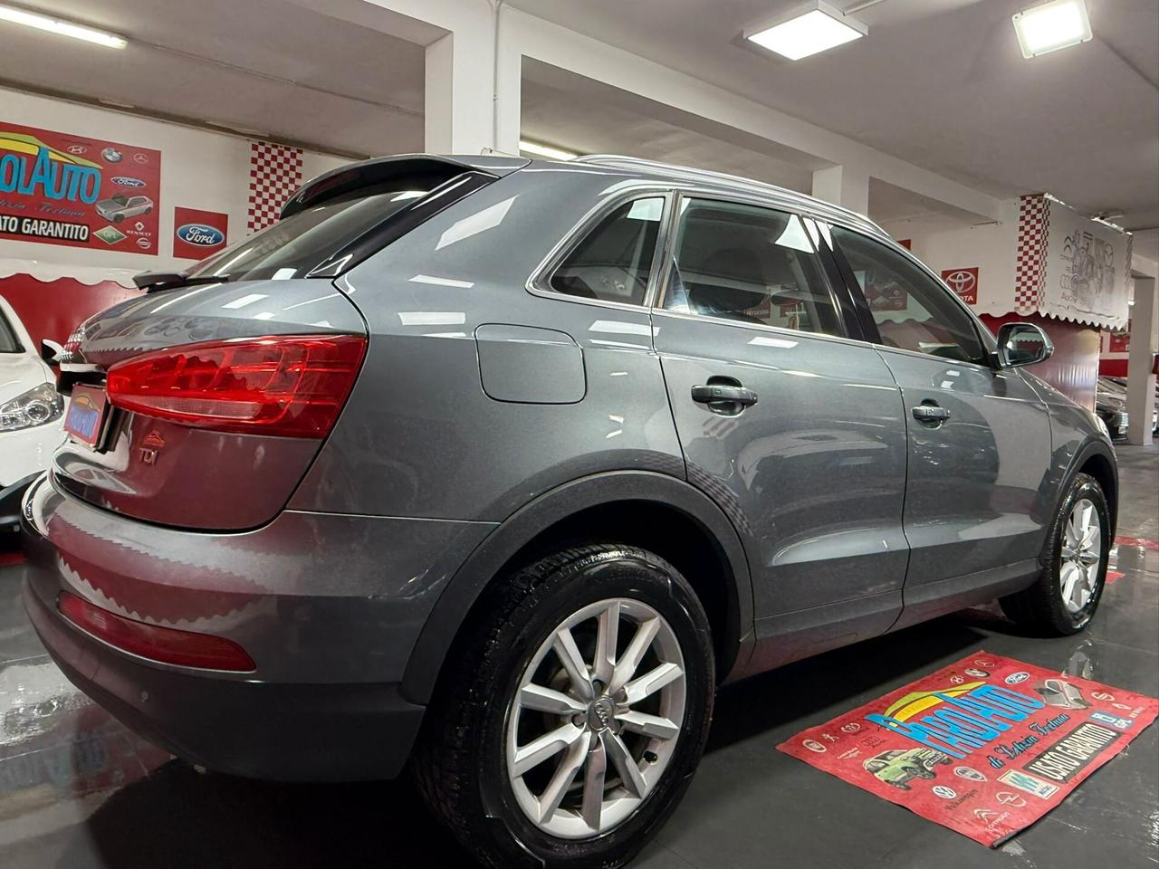 Audi Q3 2.0 TDI 140cv Business plus - 2012