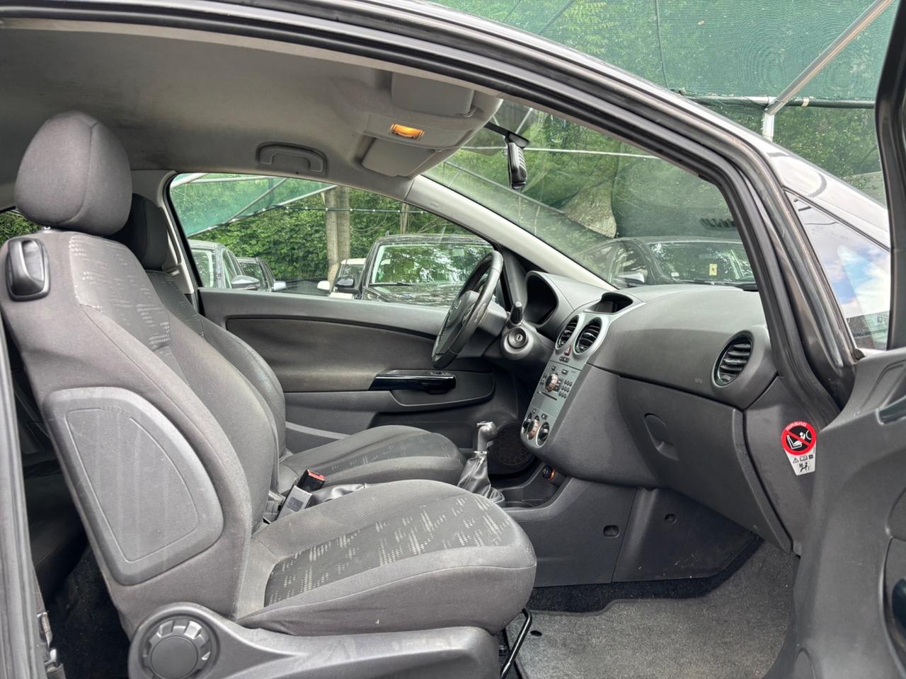 Opel Corsa 1.2 3 porte Elective OK NEOPATENTATI