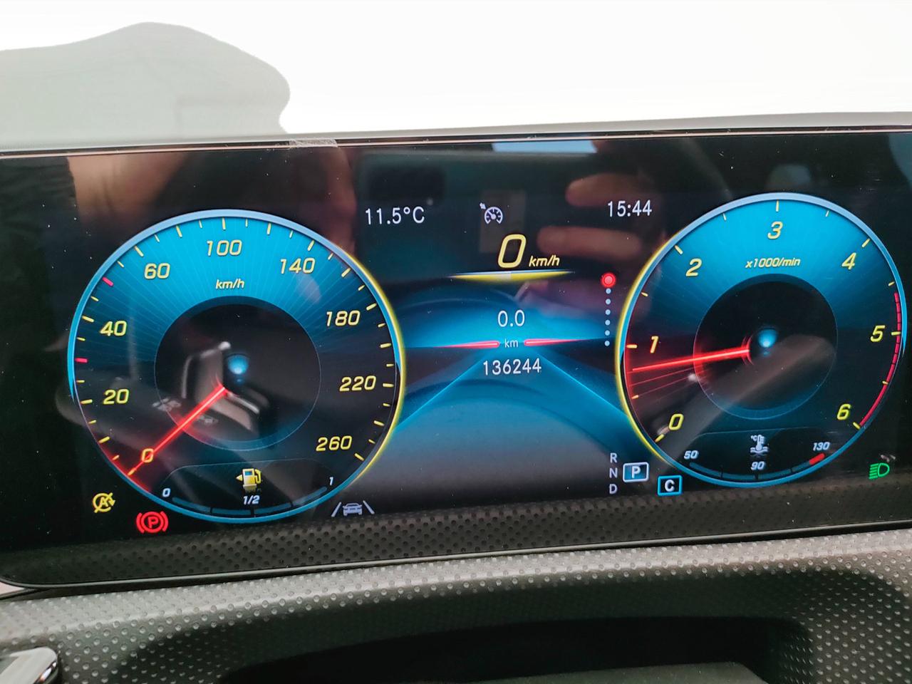 Mercedes-Benz CLA Coupe - C118 - CLA Coupe 200 d Premium auto