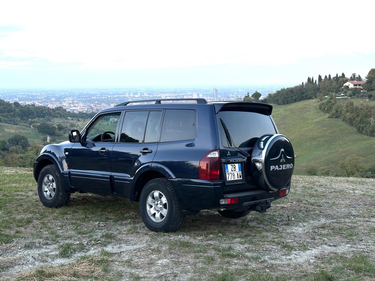 Mitsubishi Pajero 3.5i GDI V6 24V cat 5p. GLS2 7 posti
