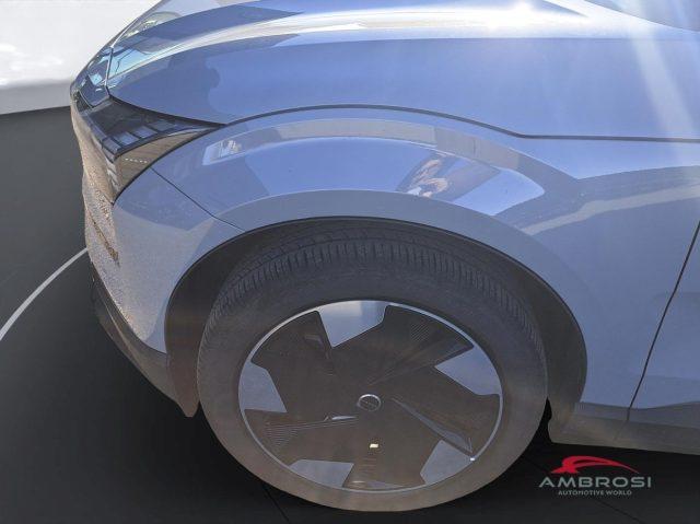 VOLVO EX30 Single Motor Extended Range RWD Plus