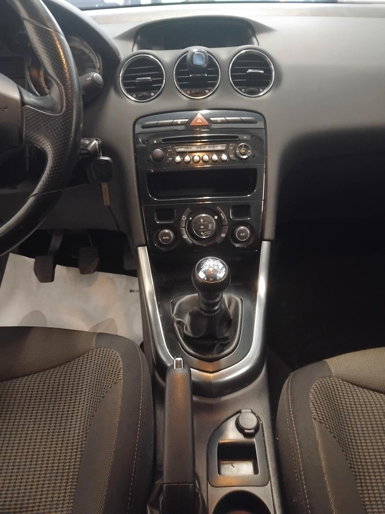 Peugeot 308 1.6 8V e-HDi 115CV Stop&Start SW Active