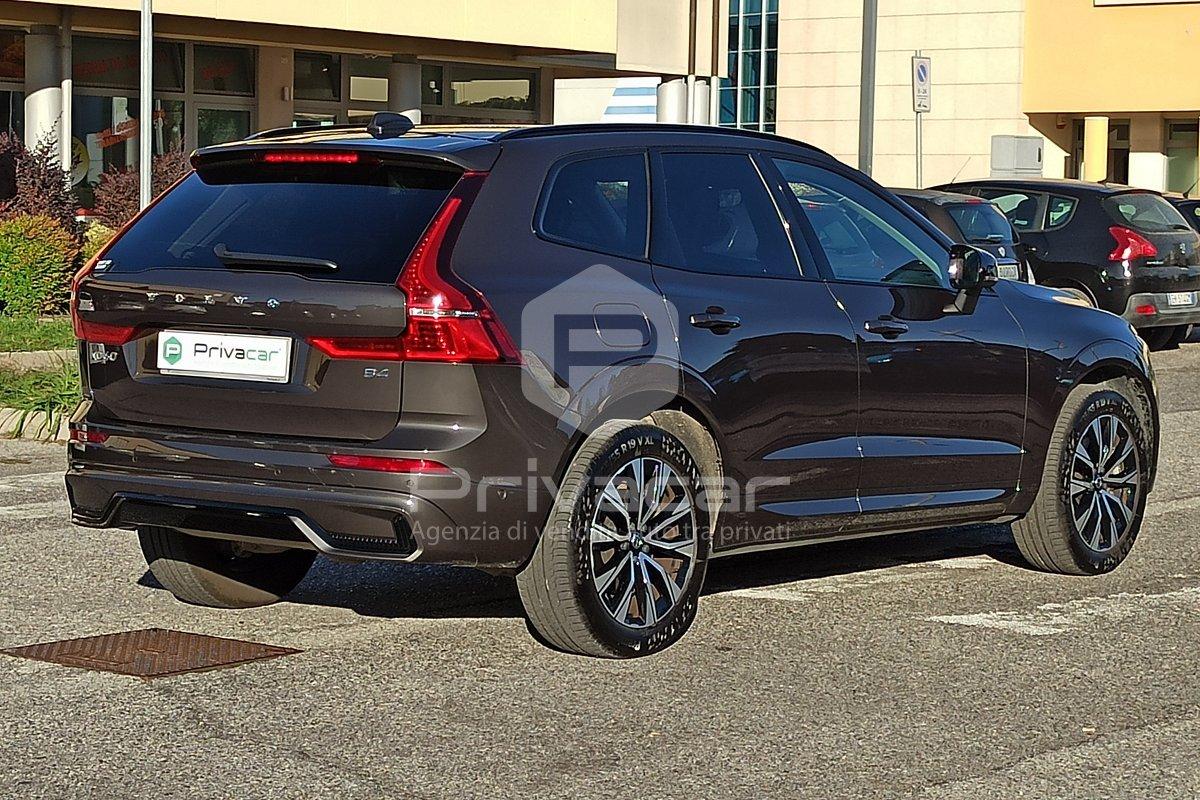 VOLVO XC60 B4 (d) automatico Plus Dark