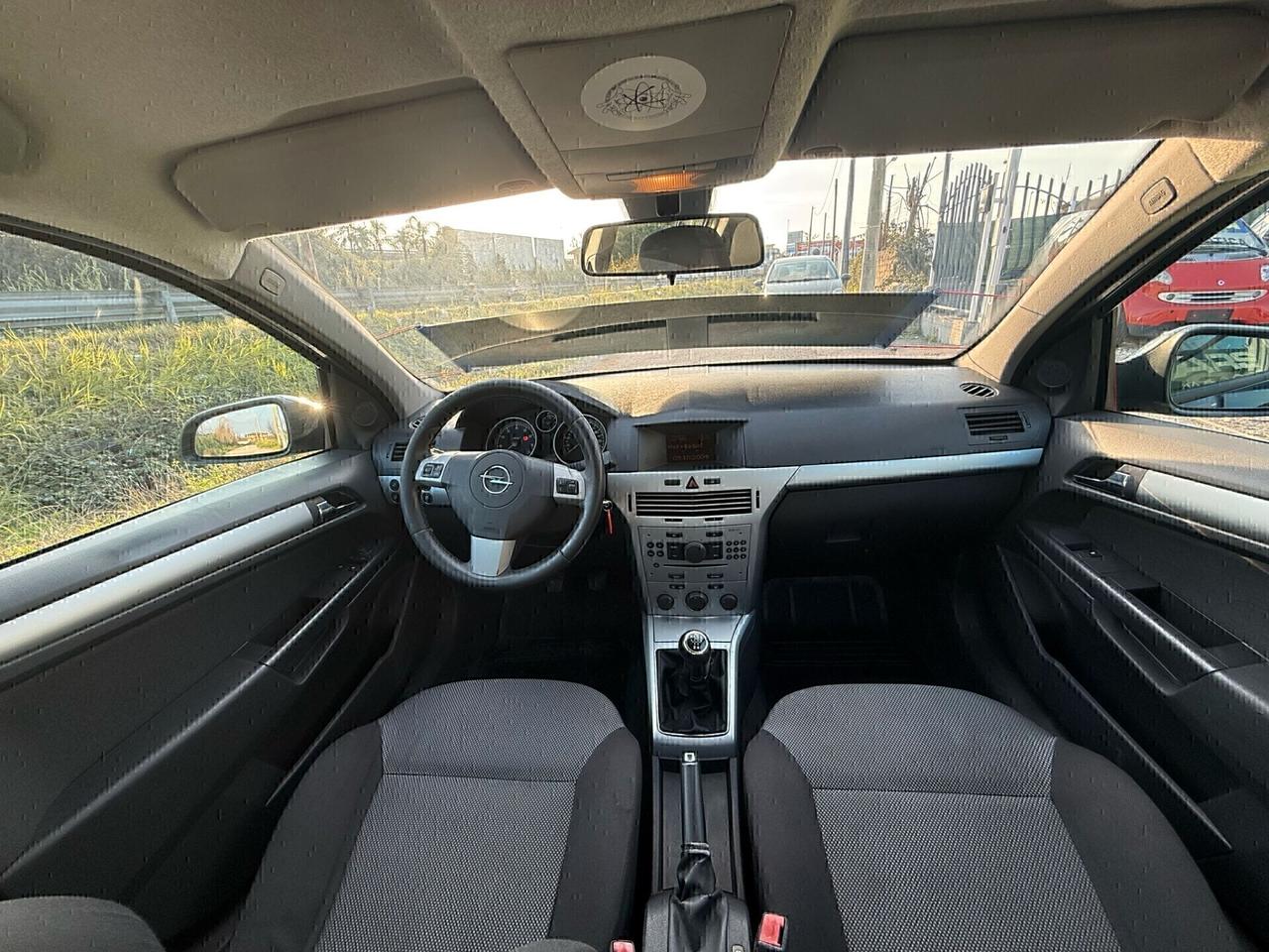 Opel Astra 1.4 16V GPL-TECH 5 porte Enjoy