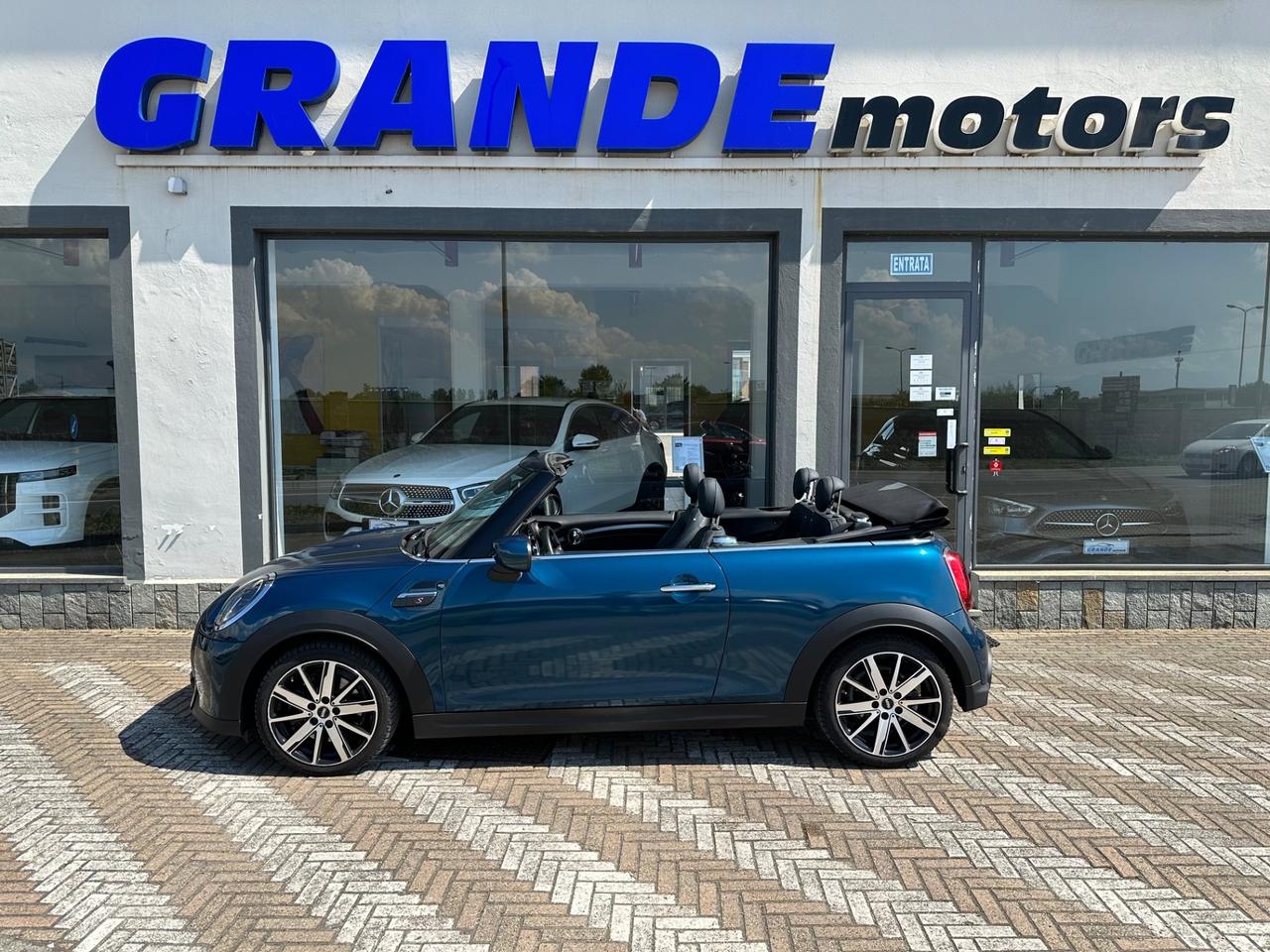 Mini Cabrio F57 2.0 Sidewalk auto Edizione Limitata *NO VINCOLI*