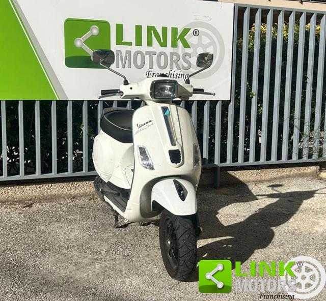 VESPA S 125 .