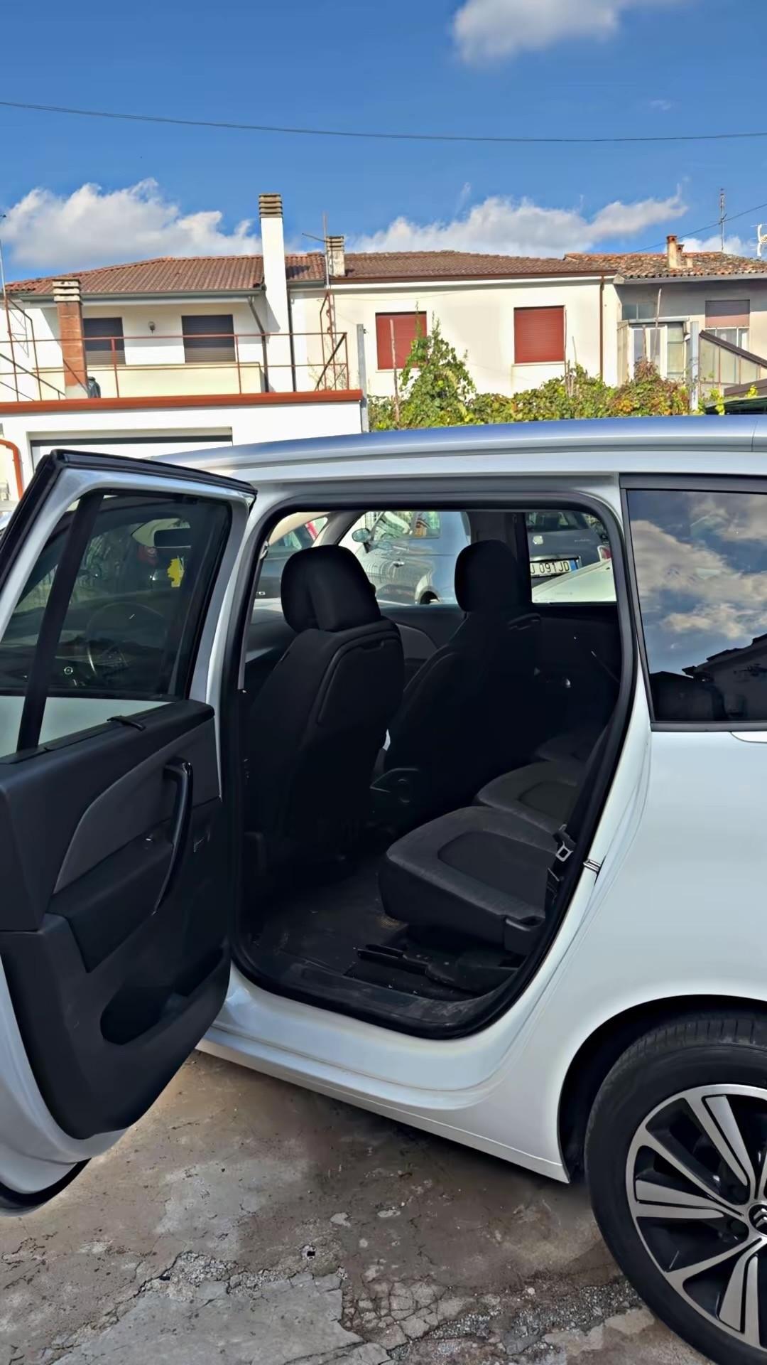 Citroen Grand C4 Picasso BlueHDi 120 S&S EAT6 Shine
