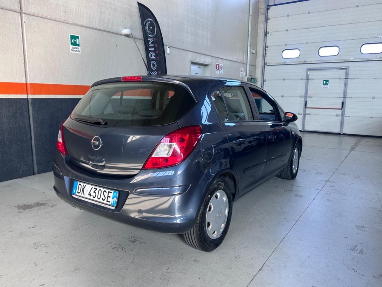 Opel Corsa 1.2 5 porte Enjoy