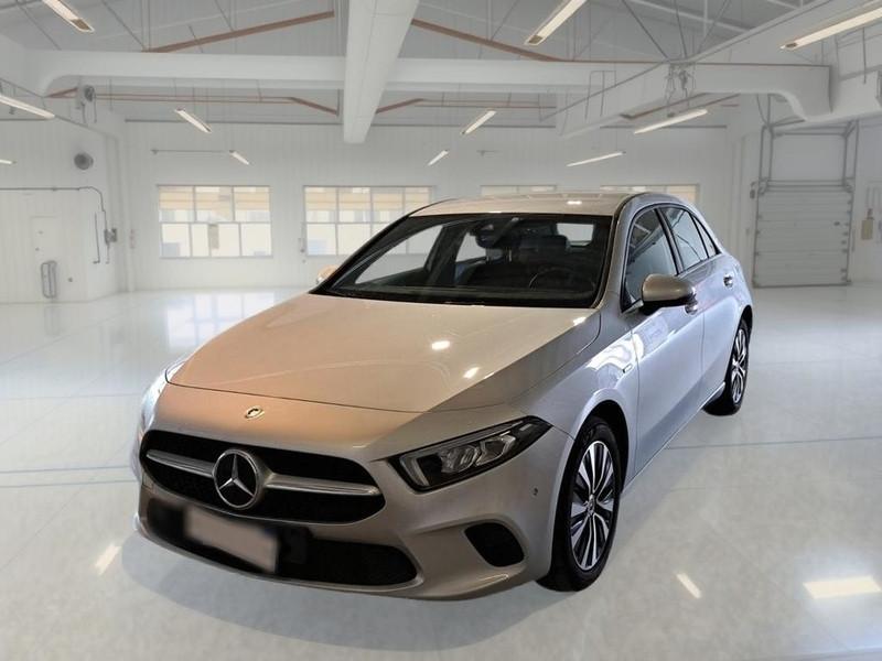 MERCEDES-BENZ A 250 e EQ-POWER Auto Business Extra 5 PORTE