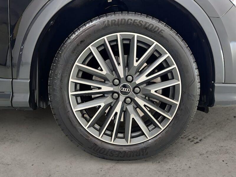 Audi Q3 Q3 45 TFSI S tronic S line edition