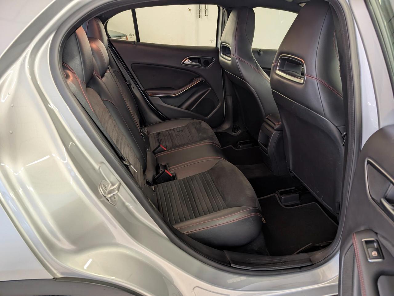 Mercedes-benz GLA 200 d Automatic Premium