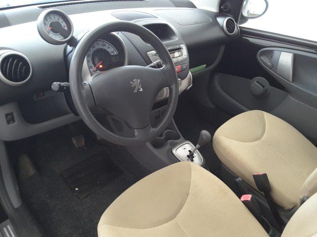 PEUGEOT 107 1.0 68cv 5p. Sweet Years *CAMBIO AUTOMATICO*